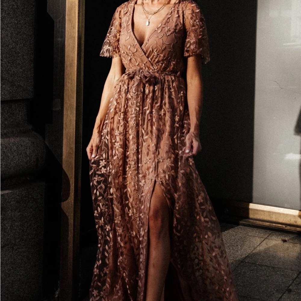 Marseille Embossed Maxi Dress in Nude Rose size Small